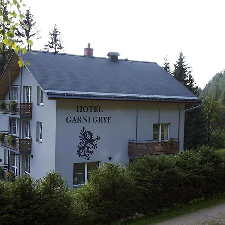 Aparthotel Gryf 3*