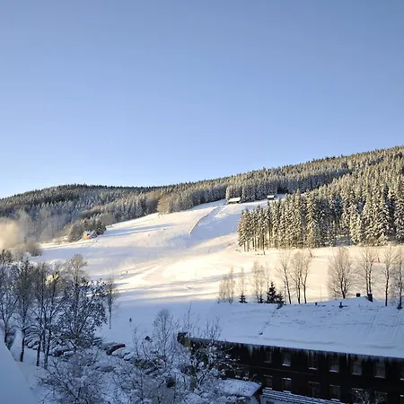 Gryf Harrachov