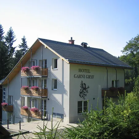 Gryf Aparthotel 3*