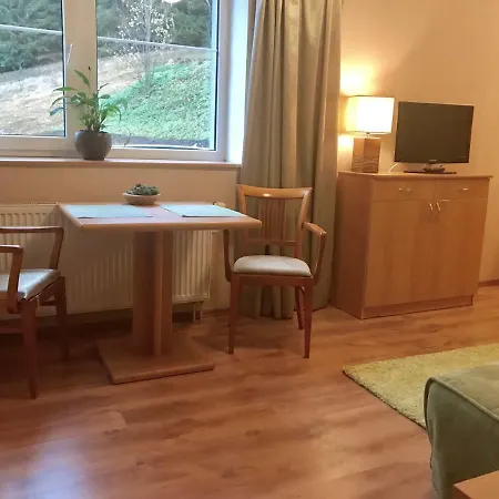 Gryf U Sjezdovky 3*